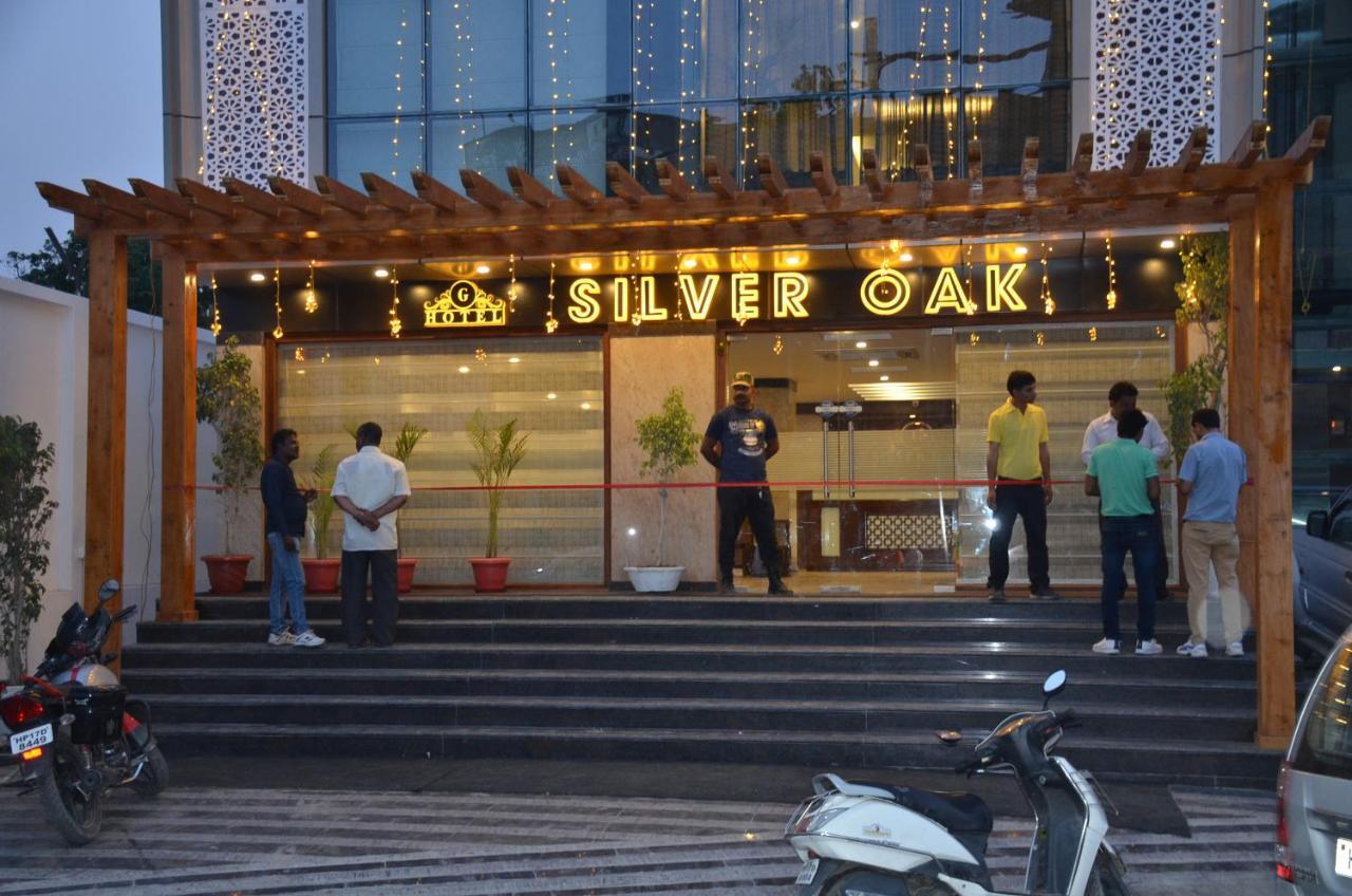 Hotel Silver Oak Paonta Sahib Exterior foto